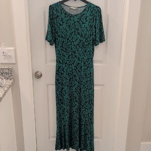 Boden Green And Navy Floral Short Sleeve Maxi Dress With Ruffle Style Bottom